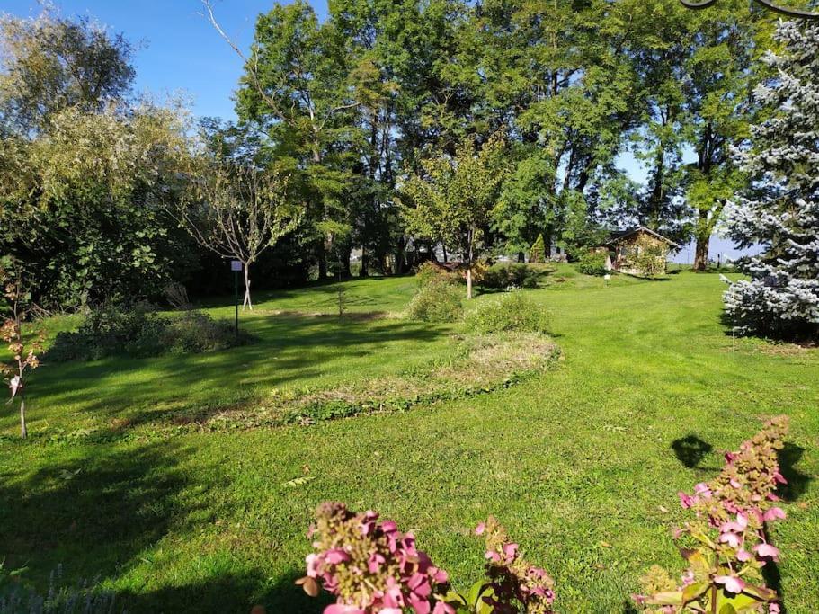 Gite Arthur Et Germaine Maisonnette A La Campagne Avec Un Grand Jardin Saint-Jeoire-Prieure Exteriör bild